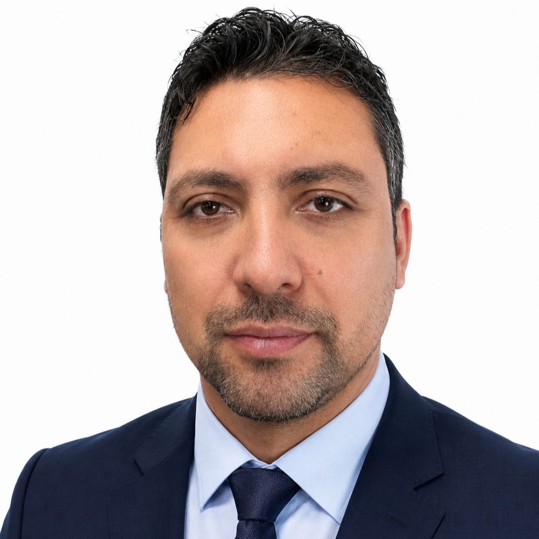 Oliver Bernal Flores